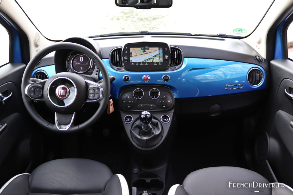Photo tableau de bord Fiat 500 Mirror (2018)
