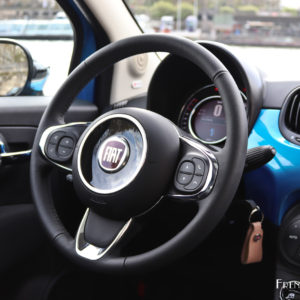 Photo volant cuir Fiat 500 Mirror (2018)