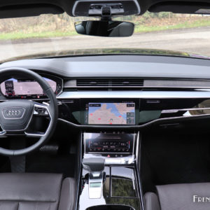Photo tableau de bord Audi A8 V6 TDI (2018)