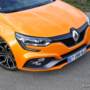 Photo bouclier avant Renault Mégane IV R.S. (2018)