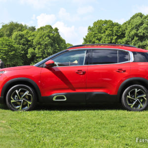 Photo profil Citroën C5 Aircross SUV – Paris (2018)