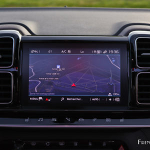 Photo navigation GPS écran tactile Citroën C5 Aircross SUV – P