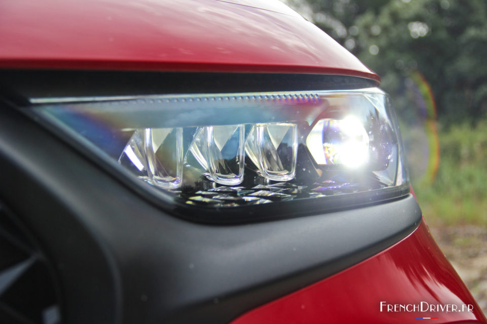 Photo phare avant LED DS 7 Crossback (2018)