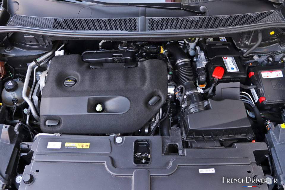 Photo moteur 2.0 Diesel 177 ch Opel Grandland X (2018)