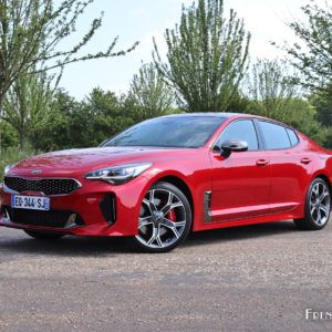 Photo 3/4 avant Kia Stinger GT (2018)