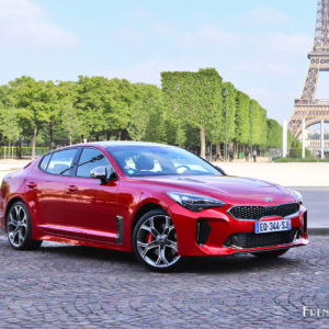 Photo Tour Eiffel Kia Stinger GT (2018)