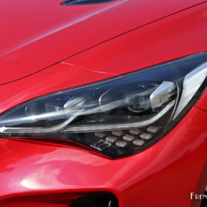 Photo phare avant LED Kia Stinger GT (2018)