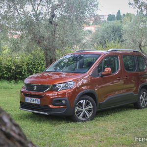 Photo 3/4 avant Peugeot Rifter GT Line (2018)