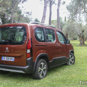 Photo 3/4 arrière Peugeot Rifter GT Line (2018)