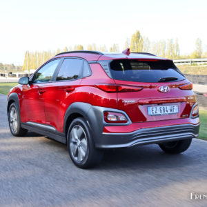 Photo 3/4 arrière dynamique Hyundai Kona Electric (2018)