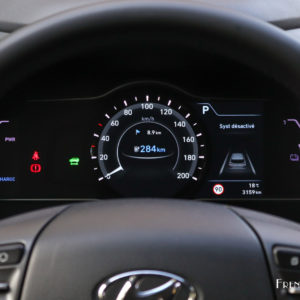 Photo combiné compteurs Hyundai Kona Electric (2018)