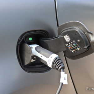 Photo prise recharge Smart EQ Fortwo électrique (2018)