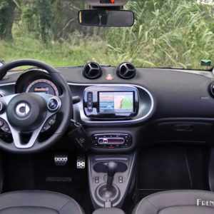 Photo tableau de bord Smart EQ Fortwo électrique (2018)