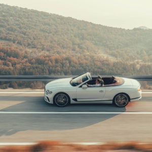 Photo route Bentley Continental GT Convertible GTC (2019)