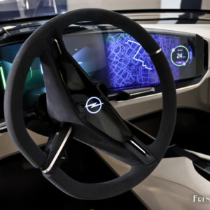 Photo sigle volant Opel GT X Experimental Concept (2018)