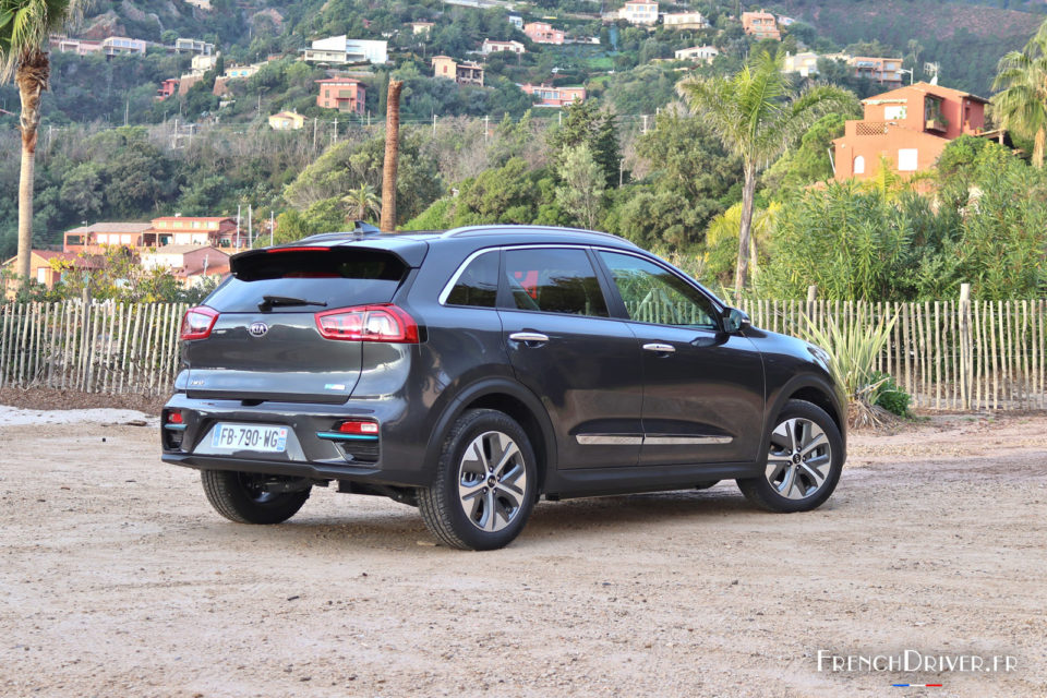 Photo 3/4 arrière Kia e-Niro Electrique (2018)