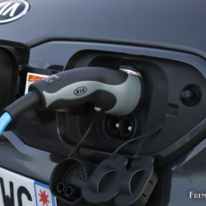 Photo prise recharge Kia e-Niro Electrique (2018)