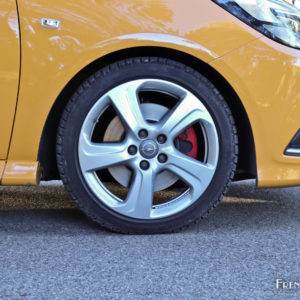 Photo jante aluminium 17 Opel Corsa GSi (2018)