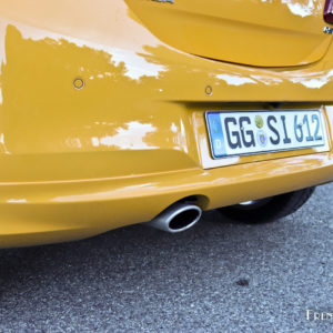 Photo canule d’échappement chromée Opel Corsa GSi (2018)