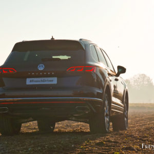 Photo face arrière Volkswagen Touareg (2018)