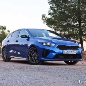 Photo 3/4 avant Kia ProCeed GT (2019)