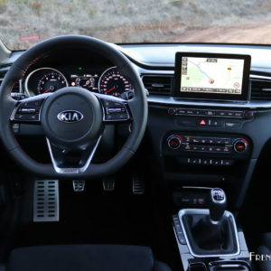 Photo poste de conduite Kia ProCeed GT (2019)