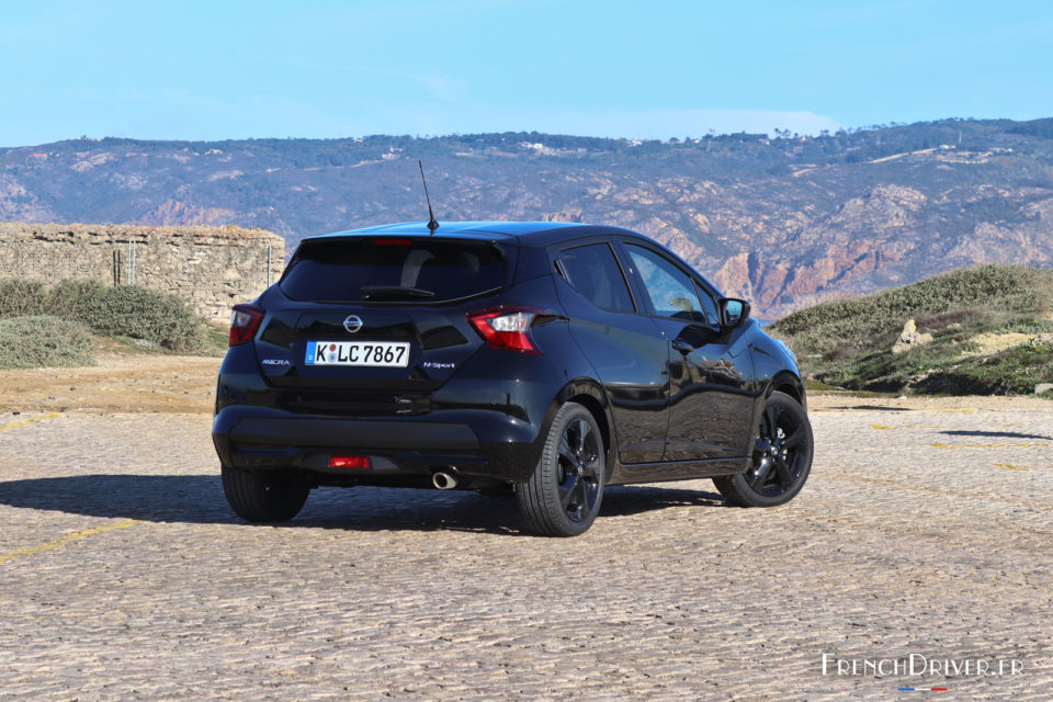 Photo 3/4 arrière Nissan Micra V N-Sport (2019)