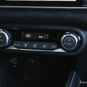 Photo climatisation automatique Nissan Micra V N-Sport (2019)
