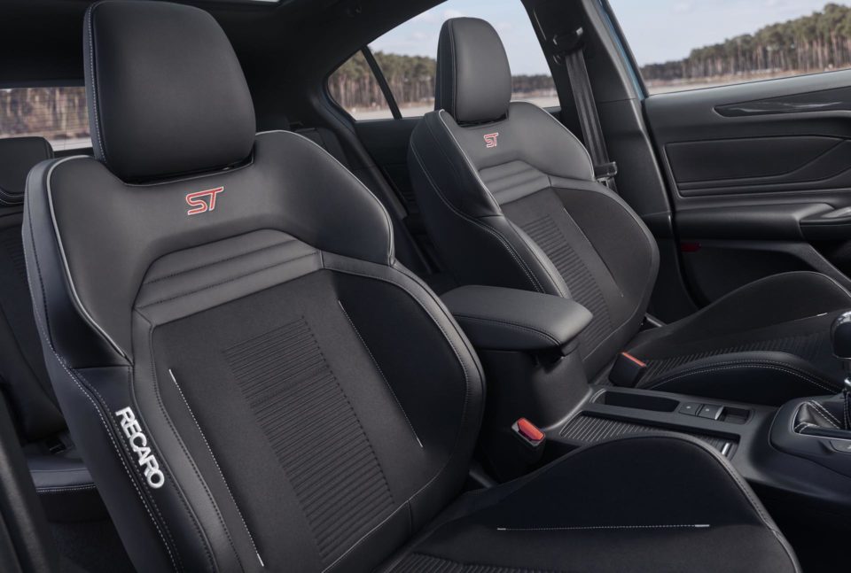 Photo sièges Recaro Ford Focus IV ST (2019)