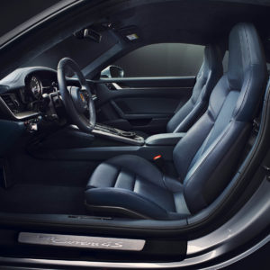 Photo intérieur cuir Porsche 911 Type 992 (2019)