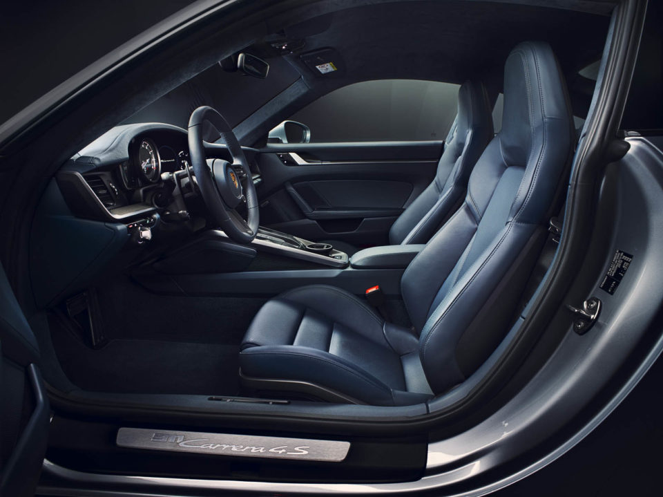 Photo intérieur cuir Porsche 911 Type 992 (2019)