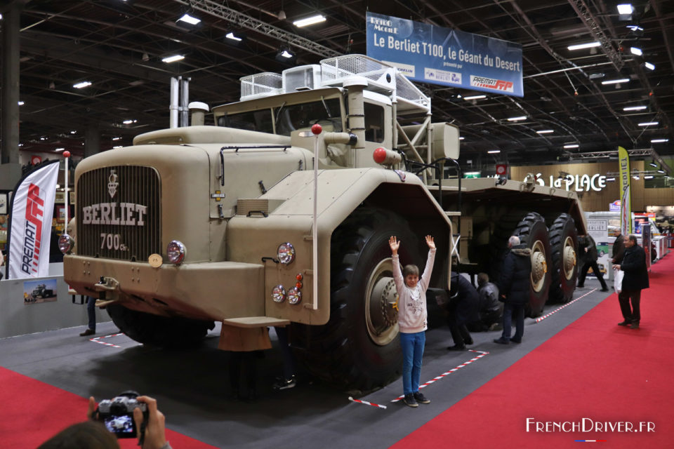 Photo camion Berliet T100 700 ch – Salon Rétromobile 2019