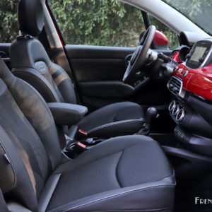 Photo sièges avant Fiat 500X restylée (2019)