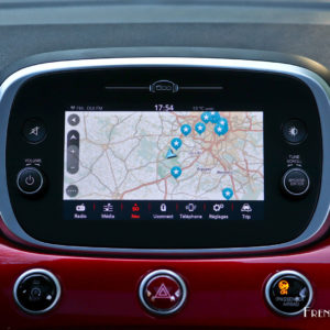 Photo navigation GPS écran tactile Fiat 500X restylée (2019)