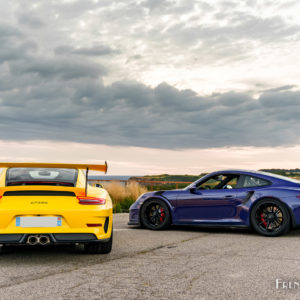 Photo vue arrière comparatif Porsche 911 (991 2) GT3 RS (2019)