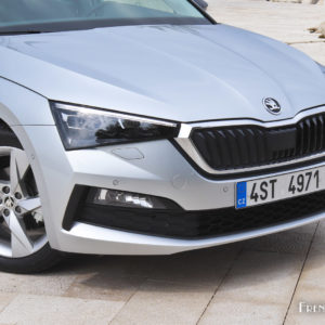 Photo bouclier avant Skoda Scala (2019)