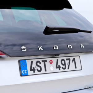 Photo sigle coffre Skoda Scala (2019)