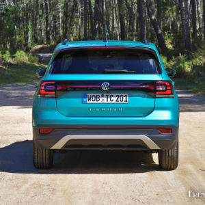 Photo face arrière Volkswagen T-Cross (2019)