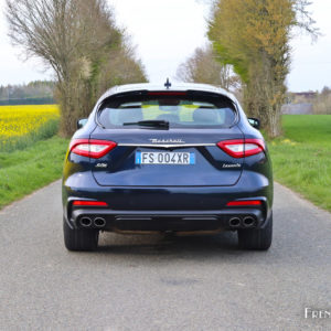 Photo face arrière Maserati Levante S (2019)