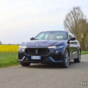 Photo 3/4 avant Maserati Levante S (2019)