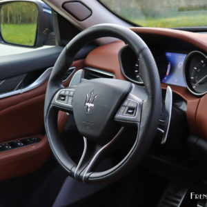 Photo volant cuir Maserati Levante S (2019)