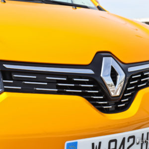Photo calandre avant chromée Renault Twingo III restylée (2019