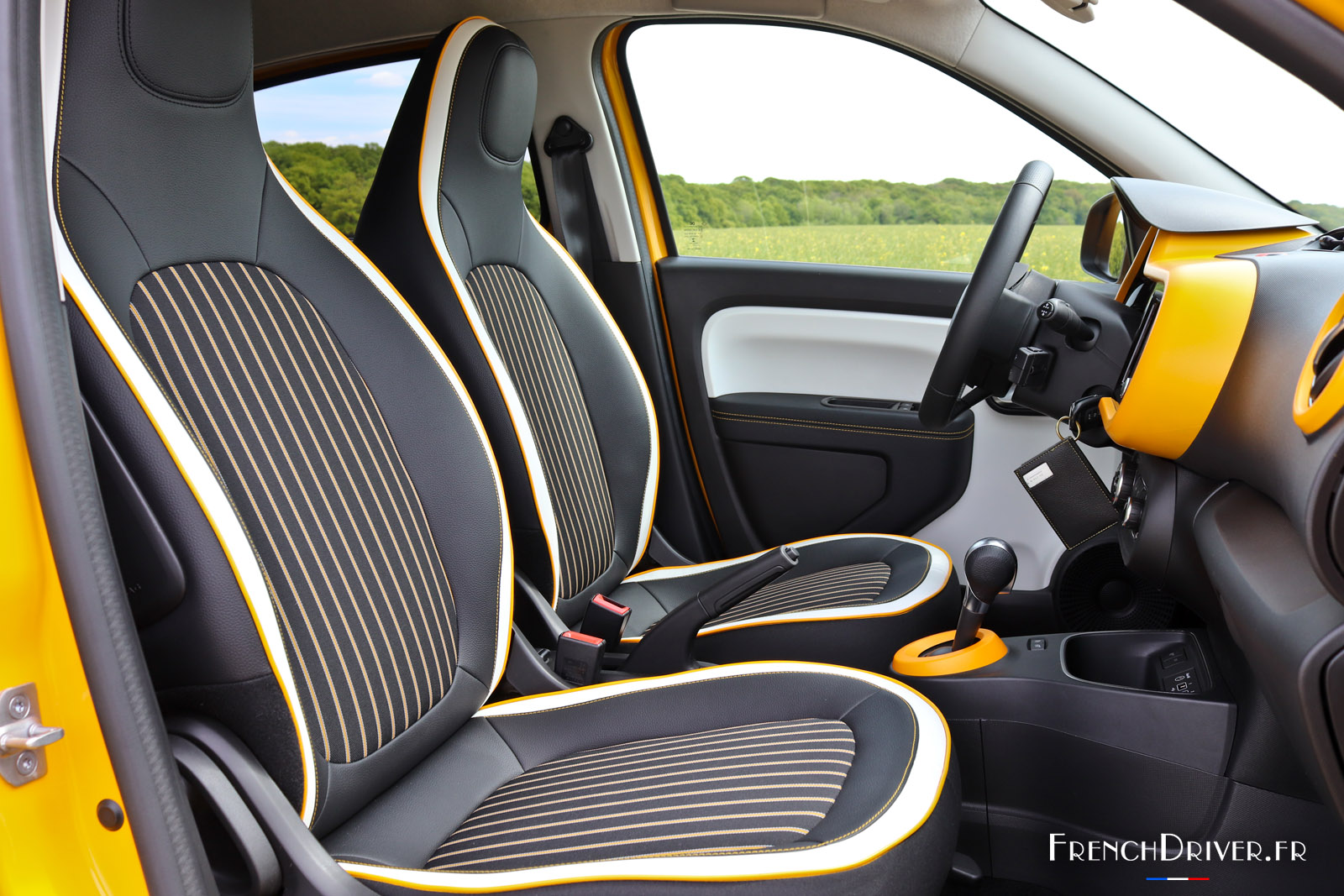 Housses Siège Avant Renault Twingo 3 (2014-2024) - Respirantes, Anti-dérapantes, 4 Saisons