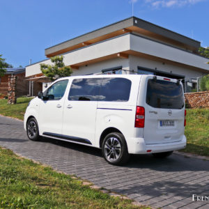 Photo 3/4 arrière Opel Zafira Life (2019)