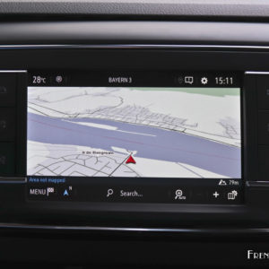 Photo navigation GPS écran tactile Opel Zafira Life (2019)