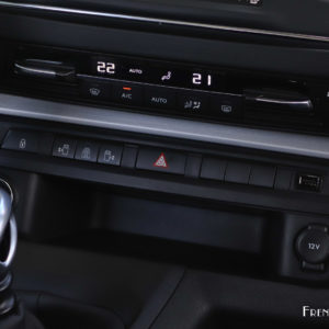 Photo climatisation automatique bi-zone Opel Zafira Life (2019)