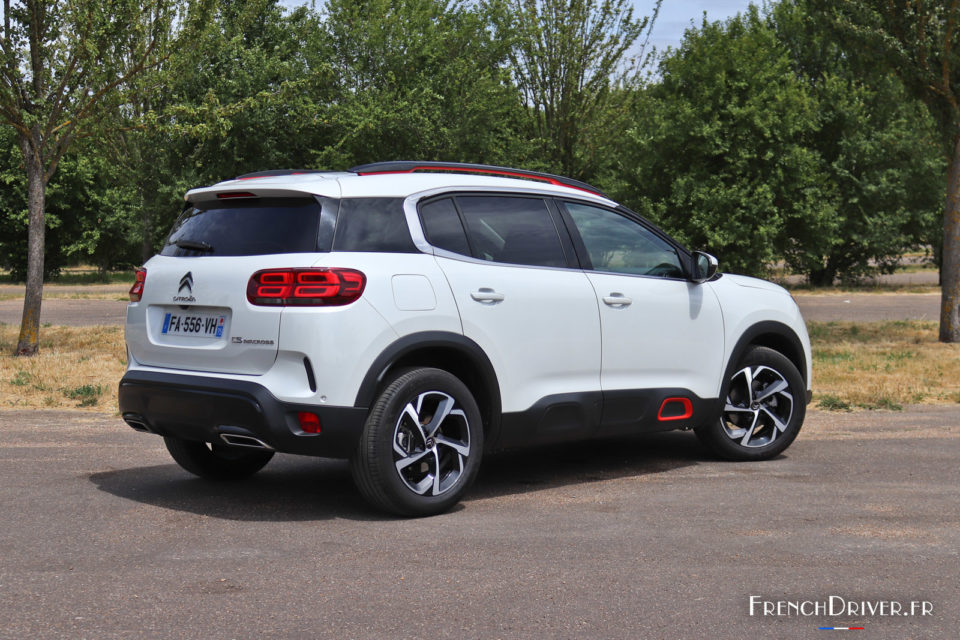 Photo 3/4 arrière Citroën C5 Aircross (2019)