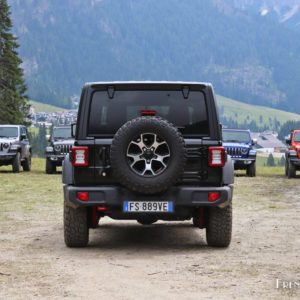 Photo face arrière Jeep Wrangler JL Rubicon (2019)