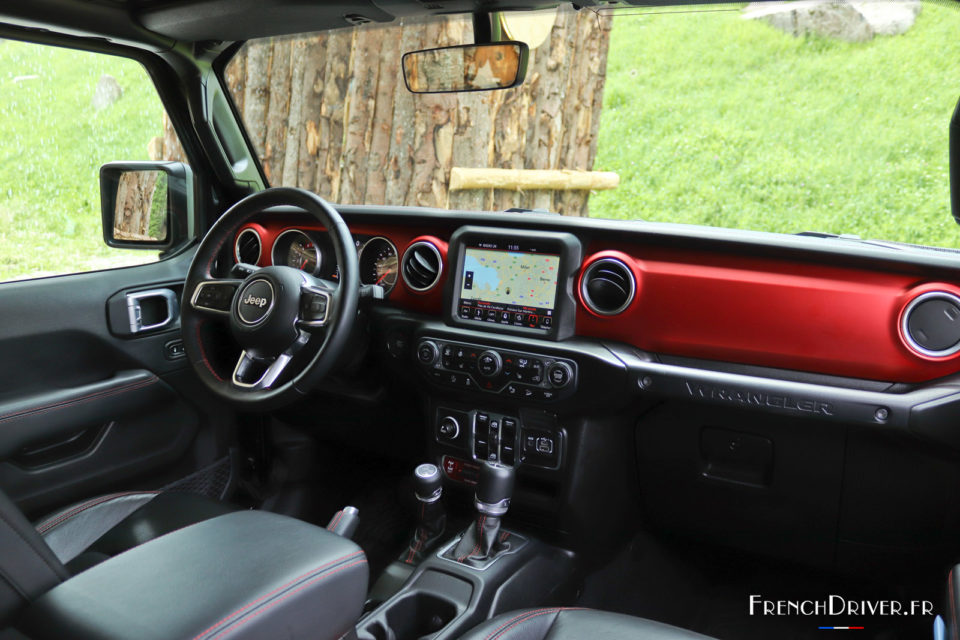 Photo intérieur cuir Jeep Wrangler JL (2019)