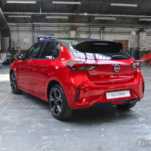 Photo 3/4 arrière Opel Corsa F (2019)